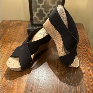 Lucky Brand Wedge Sandal